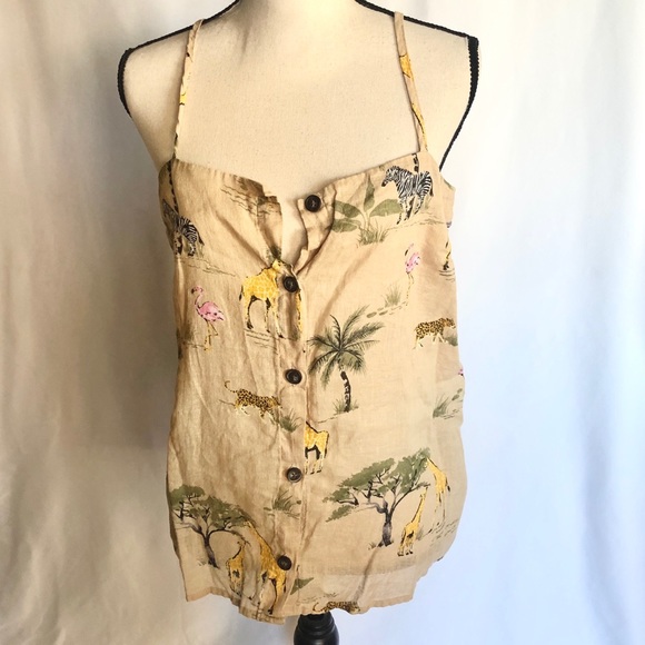 ❌SOLD❌ Old Navy Safari tank in size large - Picture 2 of 7